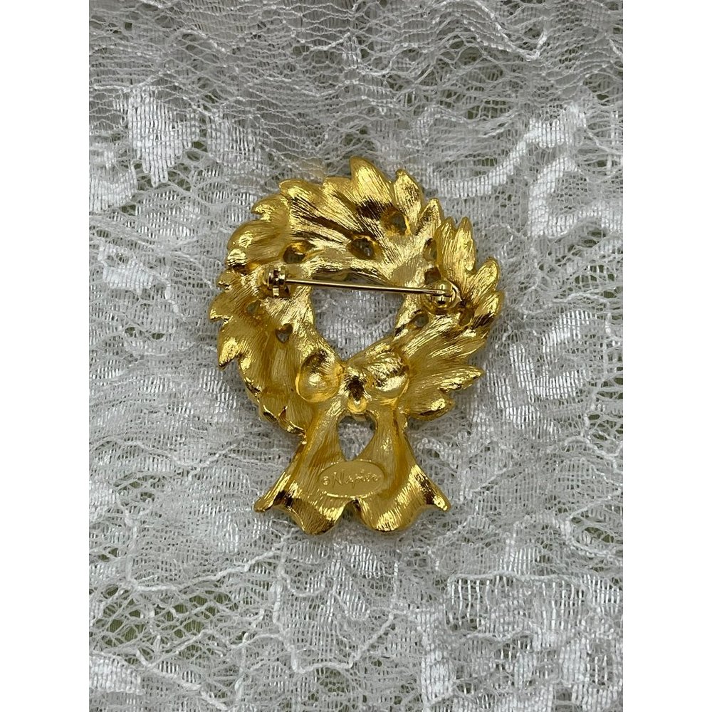 Napier Vintage Gold Tone Holiday Wreath Brooch - Picture 5 of 11